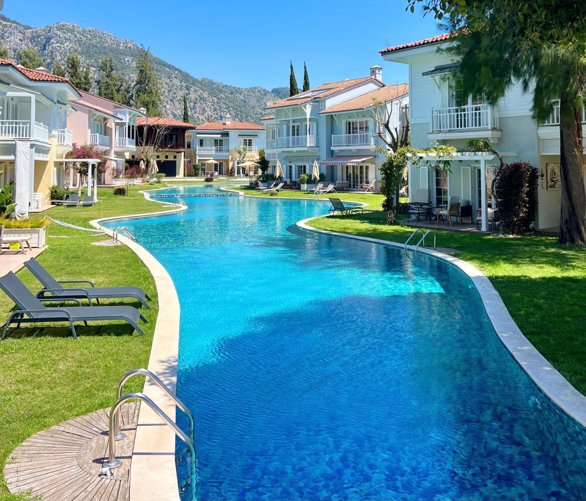 Number 27, Outstanding Corner W/pool In Portville Gocek *